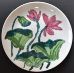 Picture of Dinnerware Set of 16 - Lotus